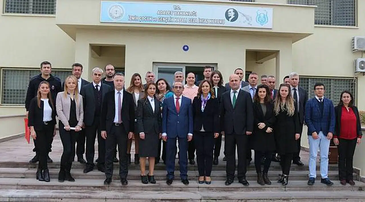 İzmir Barosu Çocuk Hakları Merkezi Üyeleri, Şakran Çocuk ve Gençlik Kapalı Ceza İnfaz Kurumunu Ziyaret Ettiler