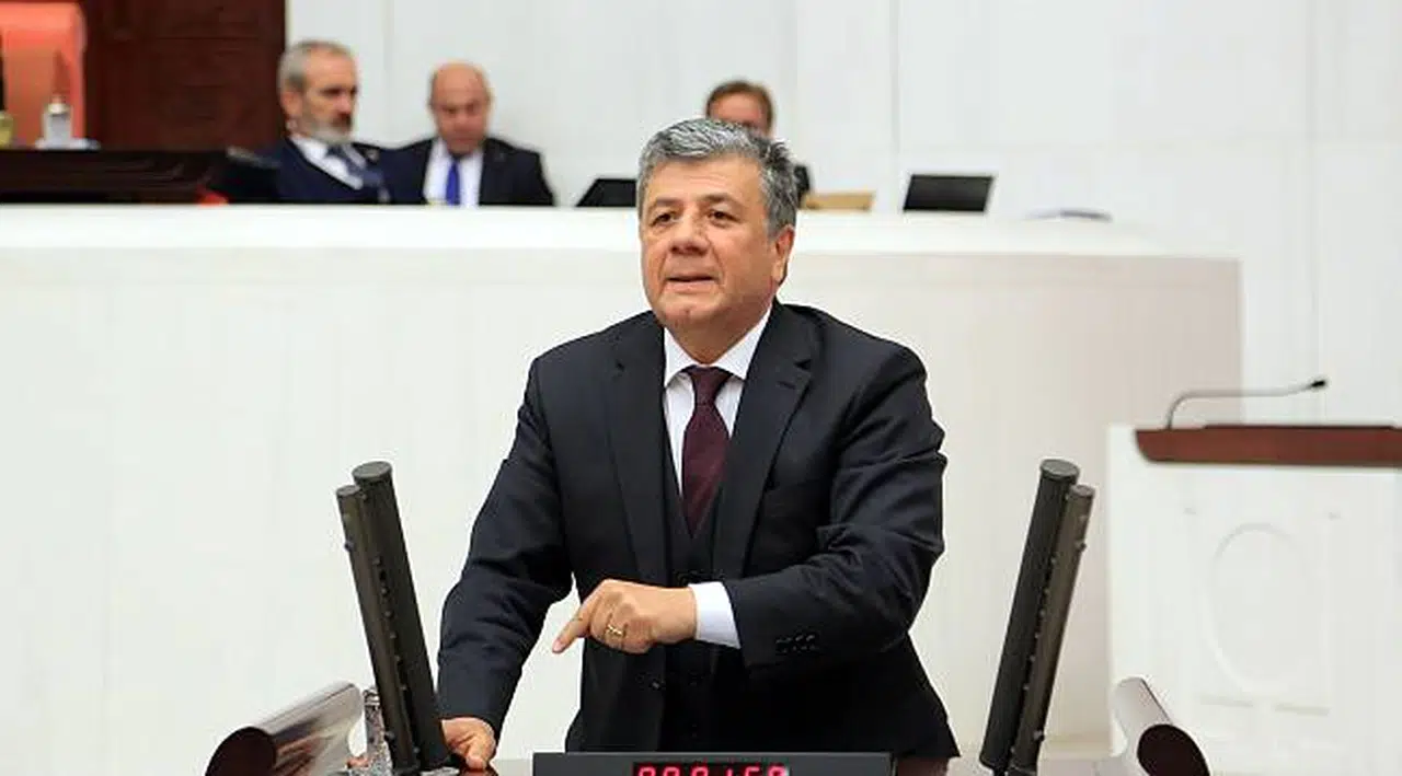 Balbay İsmet Yılmaz’a seslendi: “Bizi dinlemiyorsunuz bari PISA patronuna kulak verin”
