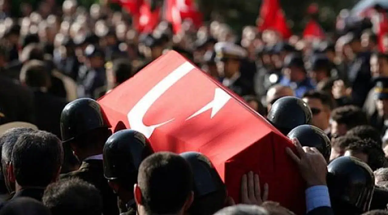 Başbakan Yıldırım: Temizlik sırasında EYP infilak etti, 3 asker şehit oldu