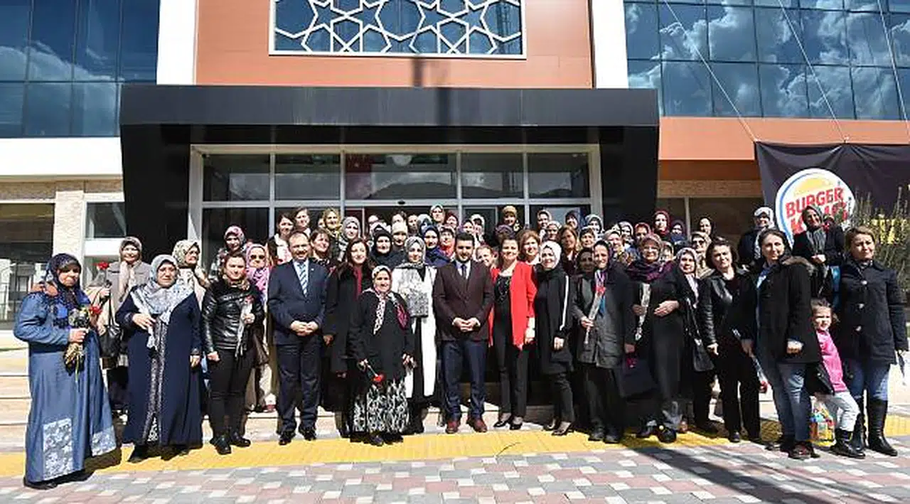 Kadınlar huzur ve barışı mayalayabilir