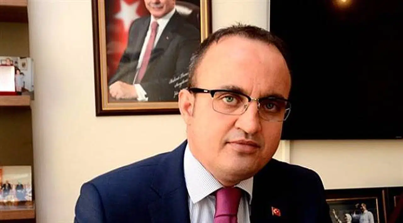 AKP'den, CHP'li 15 vekilin 'İYİ Parti' istifasına ilk yorum