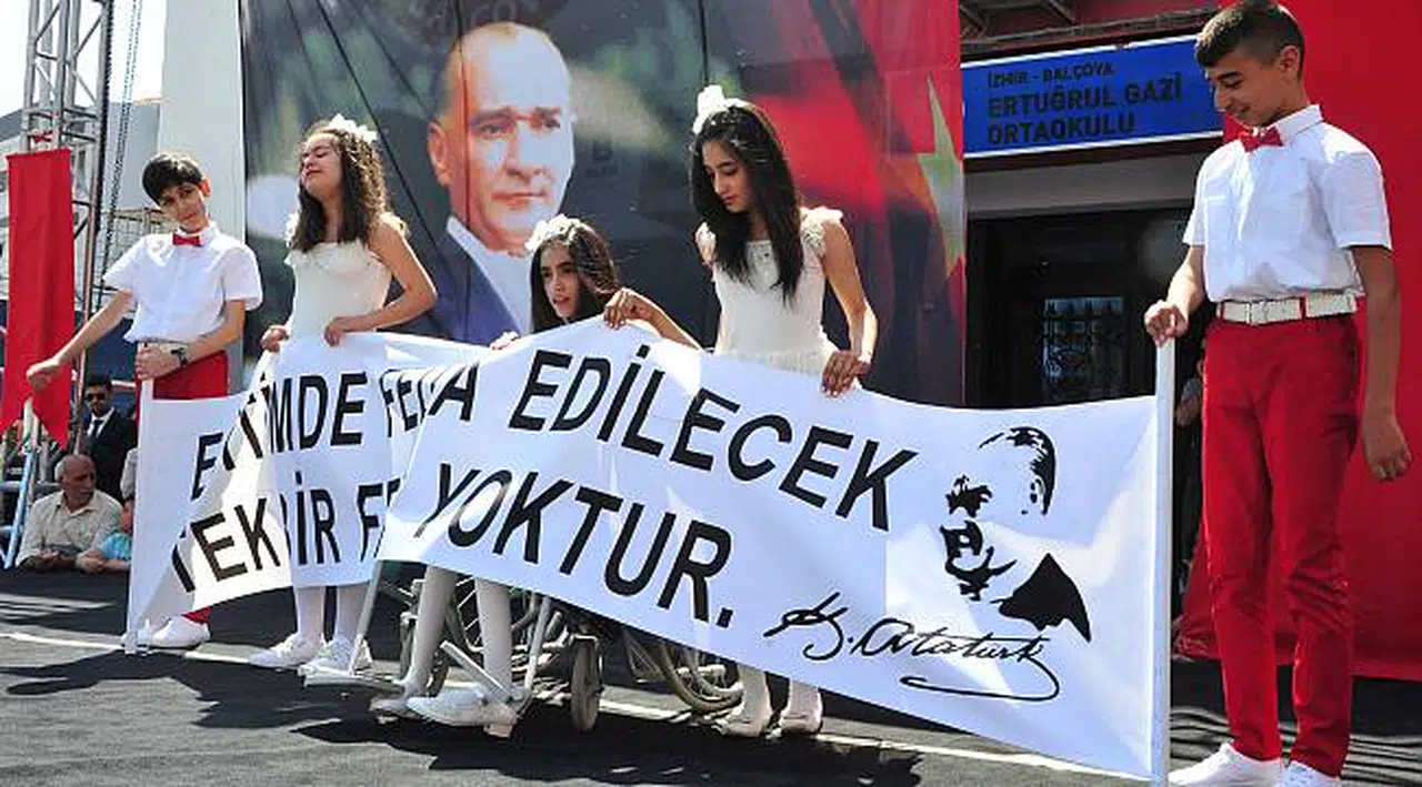 Atatürk Çocukları engel tanımıyor