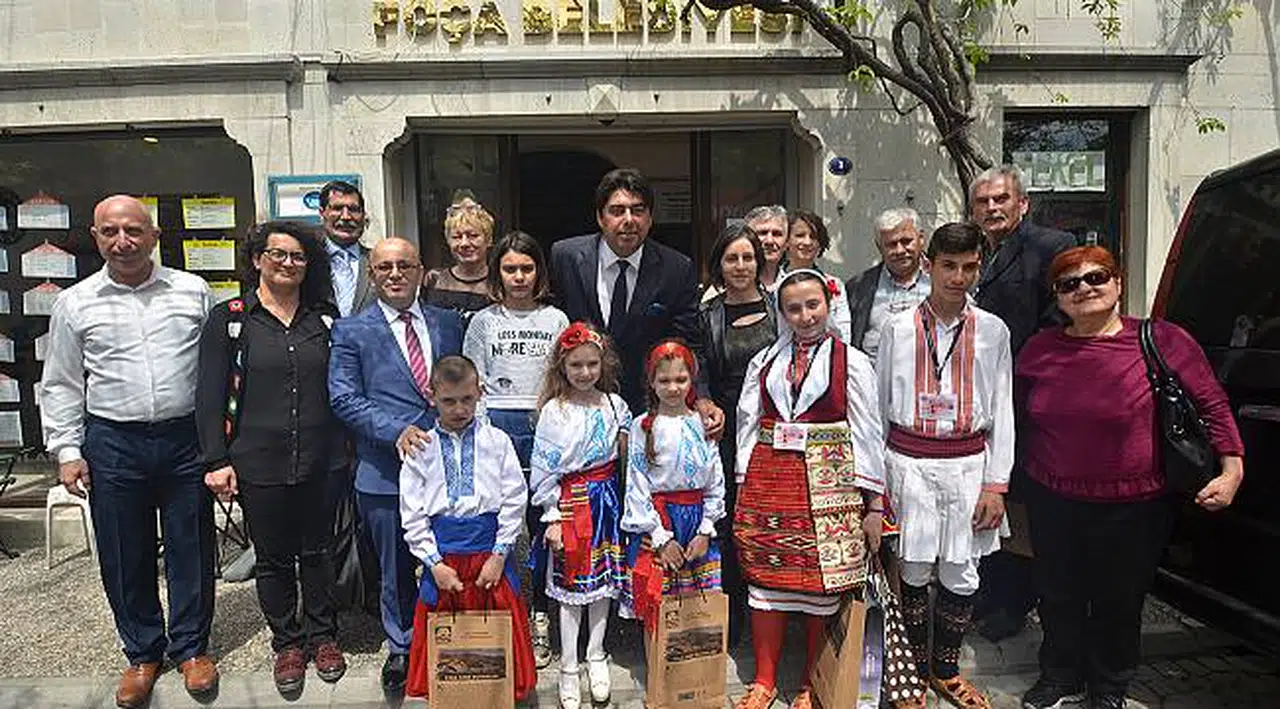 DÜNYA ÇOCUKLARI ‘‘2.FOÇA ULUSLARARASI ÇOCUK ŞENLİĞİ’’ İÇİN GELDİ