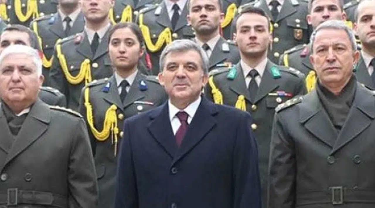 Gül'ün eniştesi: Hulusi Akar, 3 saat Abdullah Bey'i dinlemek zorunda kaldı; çatı aday olma arzusu yoktu