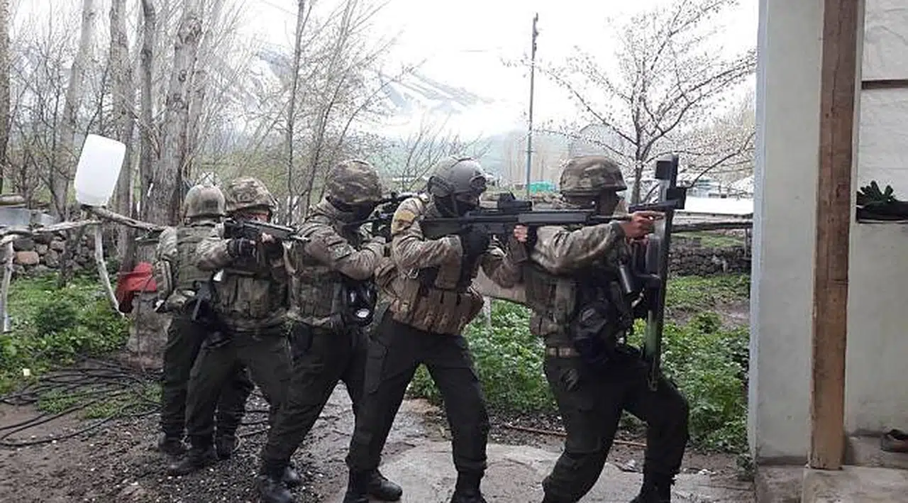 Van'da terör operasyonu! Gözaltılar var