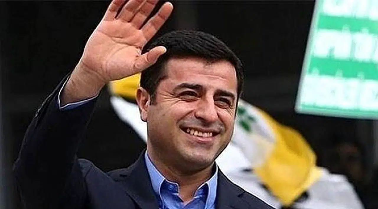 Demirtaş sosyal medyadan 'basın toplantısı' düzenleyecek
