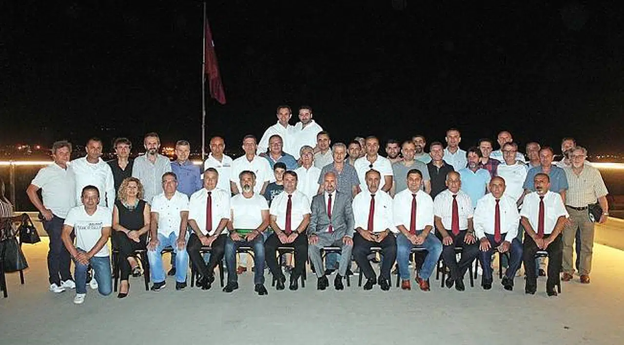 EMF kulüp başkanları iftarda buluştu yeni sezonu görüştü