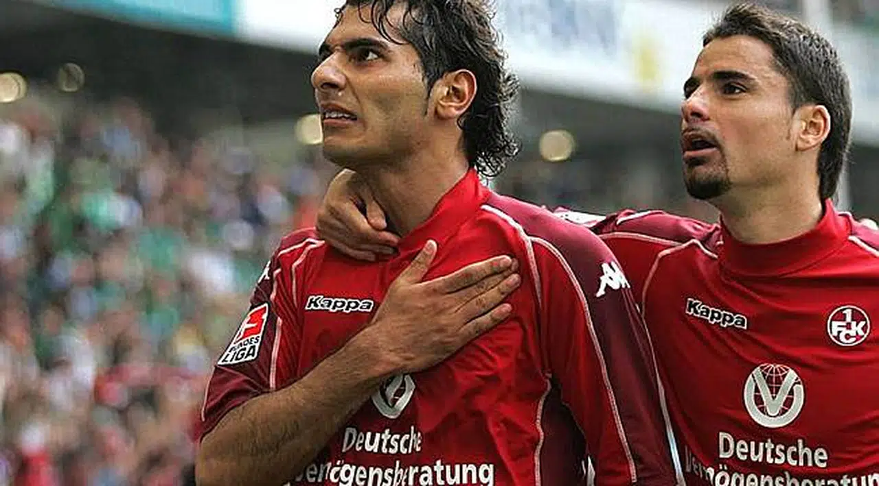 Halil Altıntop futbolu bıraktı