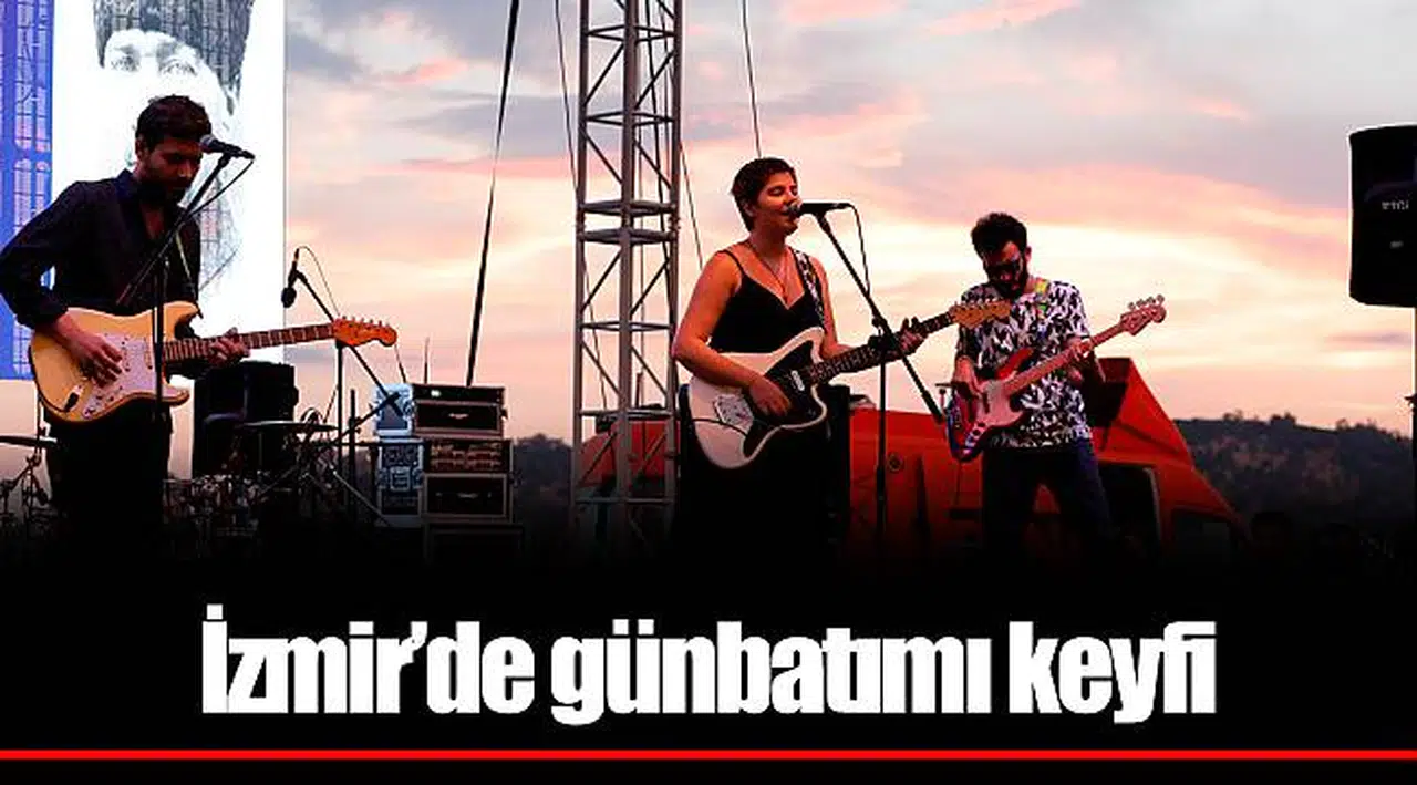 İzmir’de günbatımı keyfi