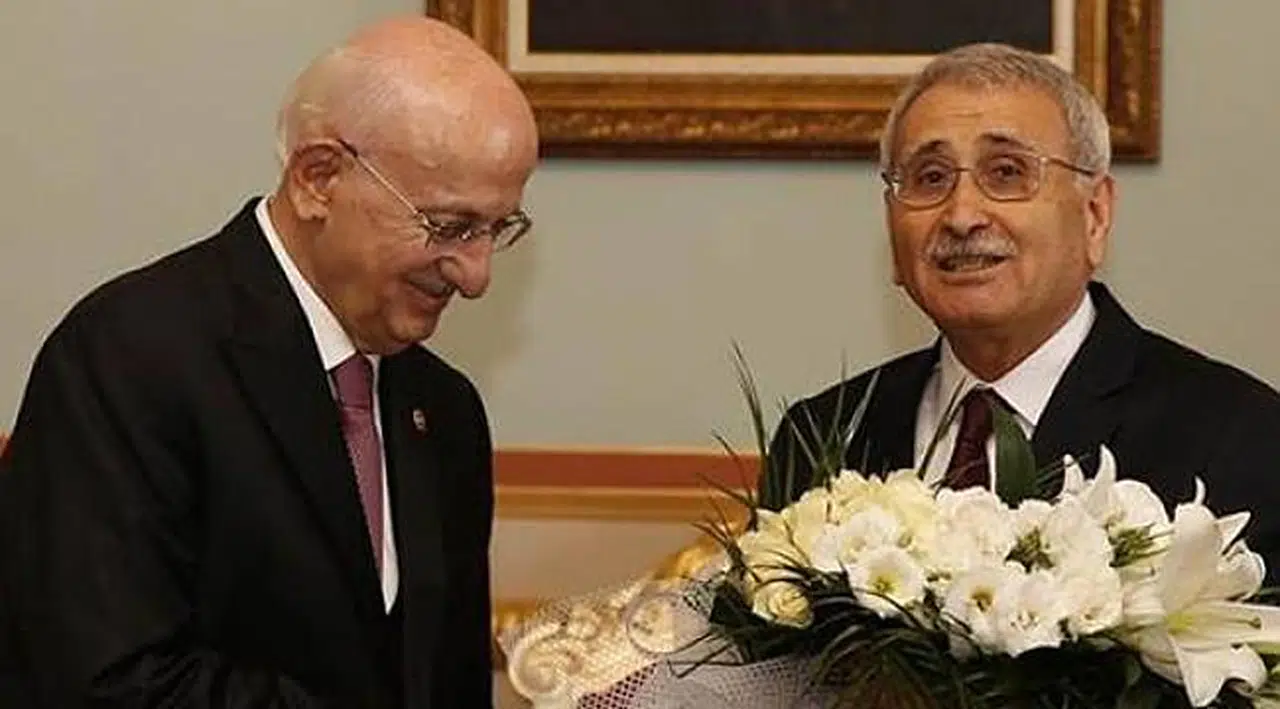 Eski TBMM Başkan Kahraman'dan gazetecilere: Söylemediklerimi söyletiyorsunuz