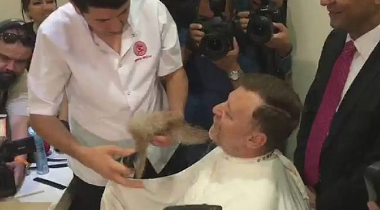 OHAL bitti, CHP'li Atıcı'nın sakalları gitti