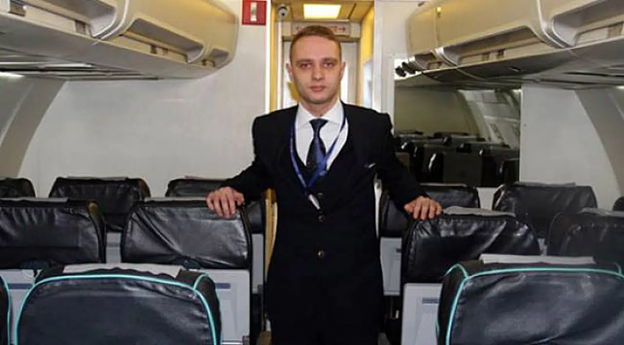 THY uçağında doğdu, kabin memuru oldu