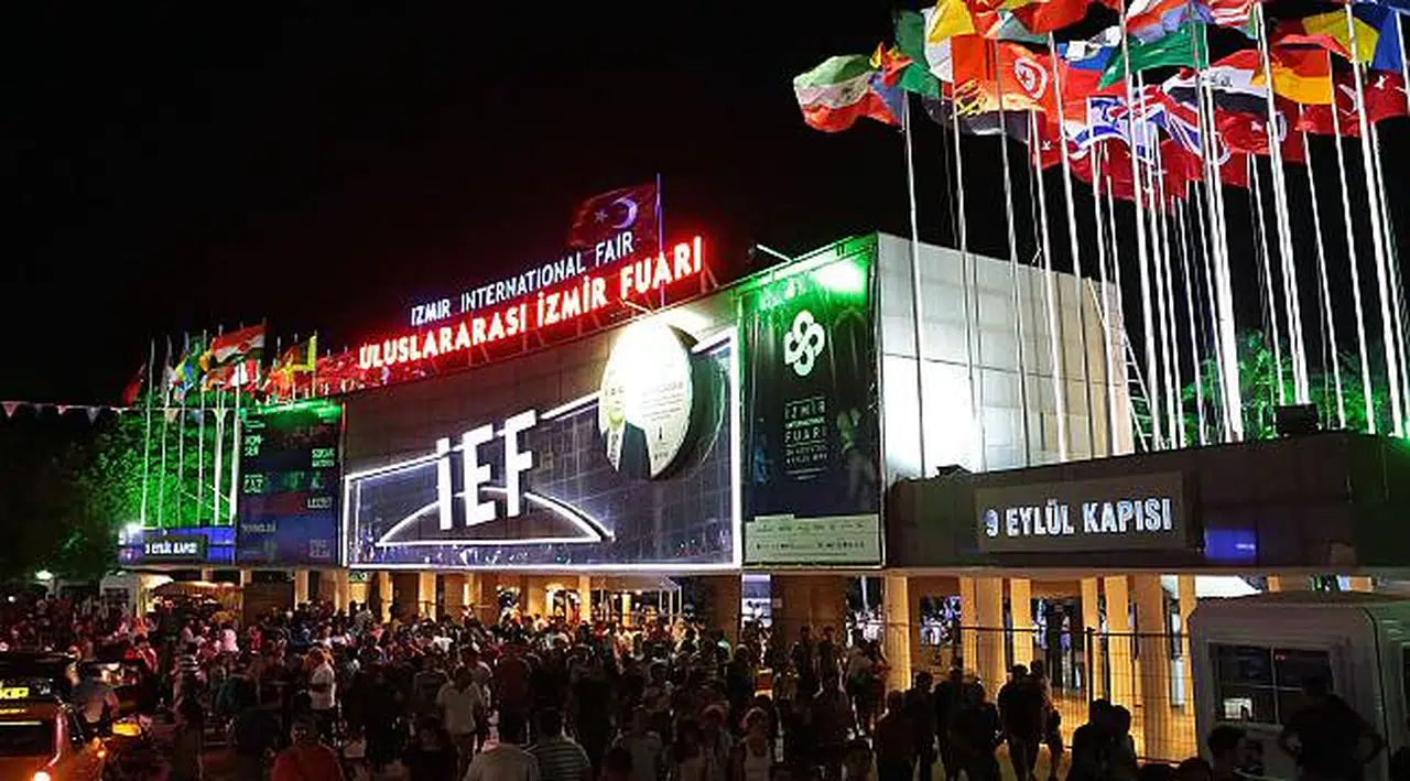87. İEF’de  ünlüler geçidi