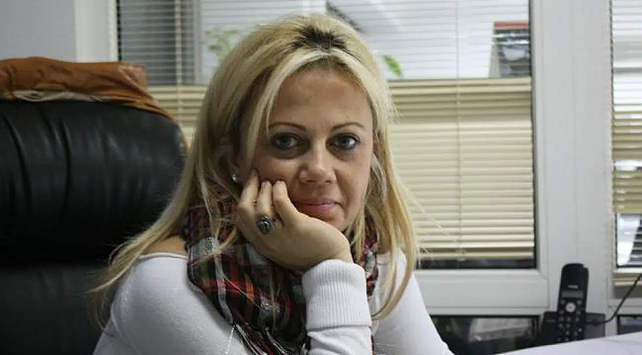 9 Eylül köşe yazarı Dilek Gappi: Dış güçlerin oyunuymuş; Hadi be..
