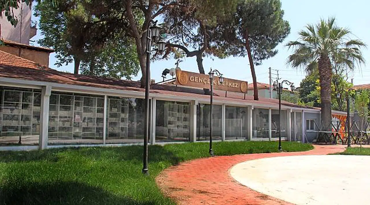Buca’ya 2. Gençlik Merkezi