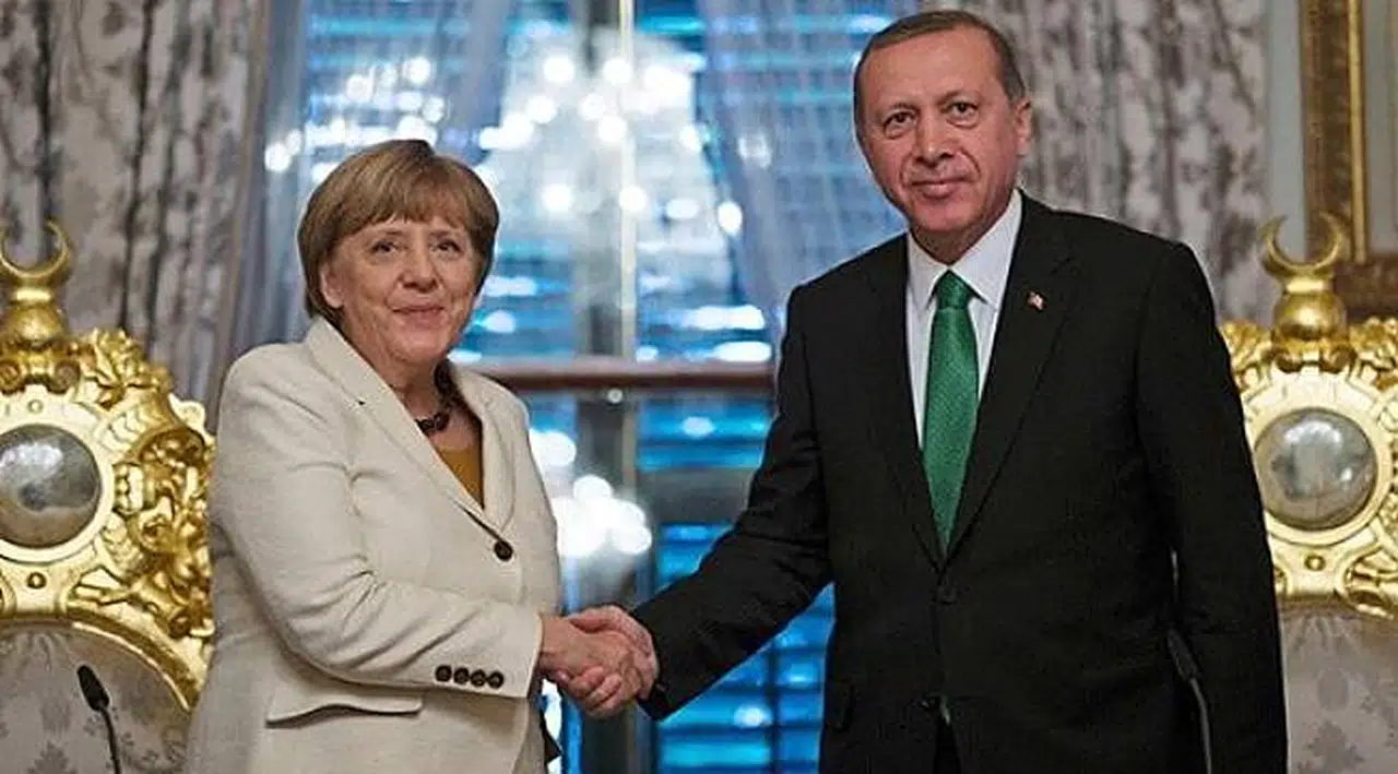 Cumhurbaşkanı Erdoğan'la telefonda görüşen Merkel: Türkiye ekonomisinin güçlü olması Almanya için önemli