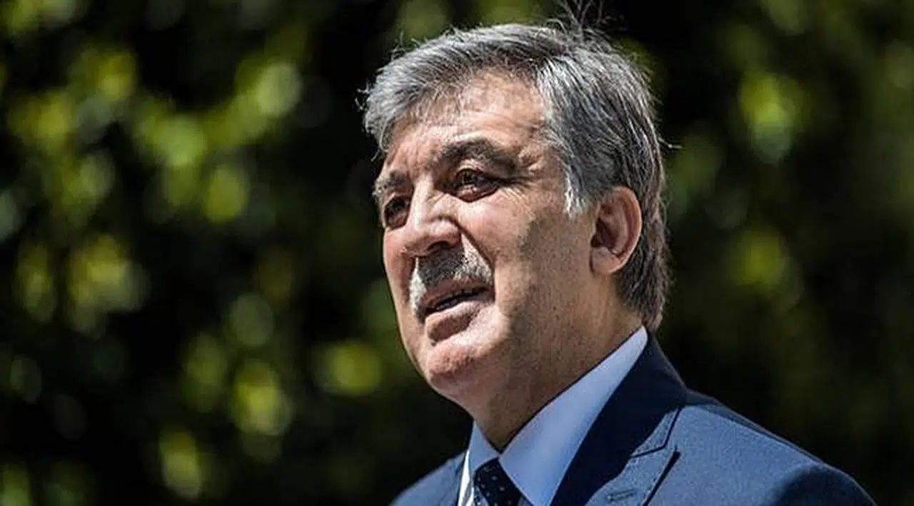 Abdullah Gül'ün adını sildiler