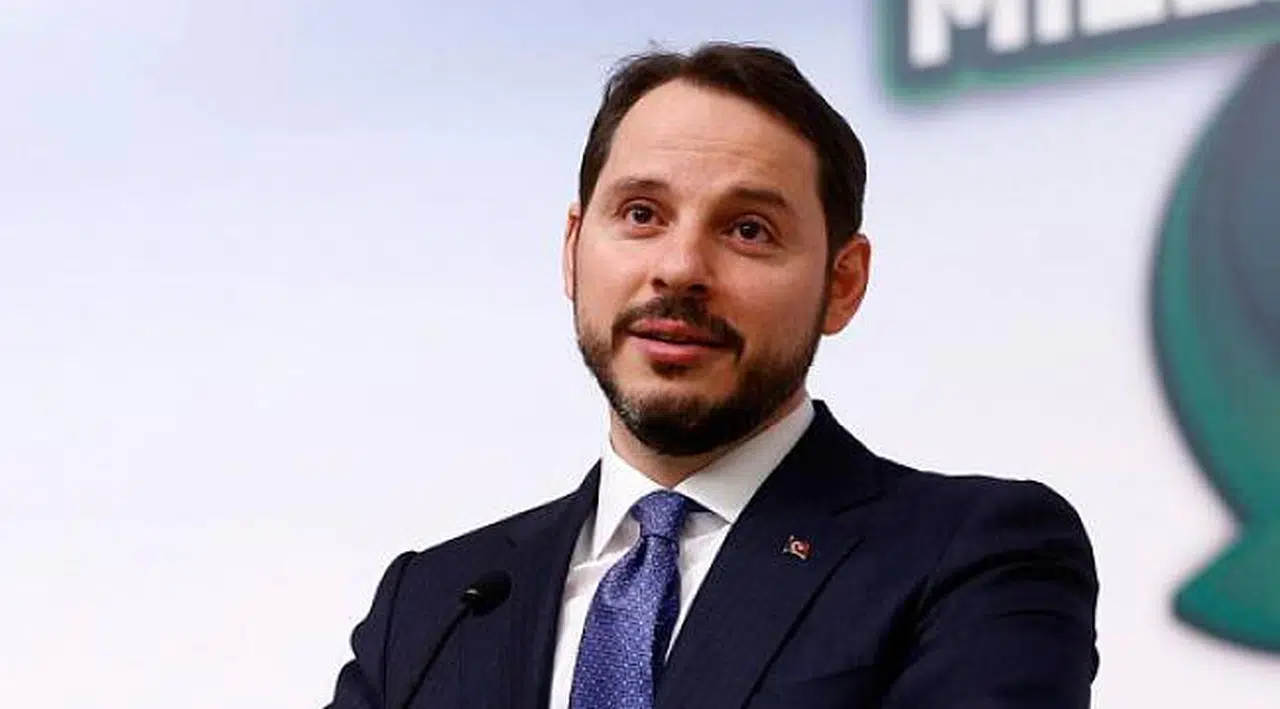 Bakan Albayrak'tan kritik mesajlar