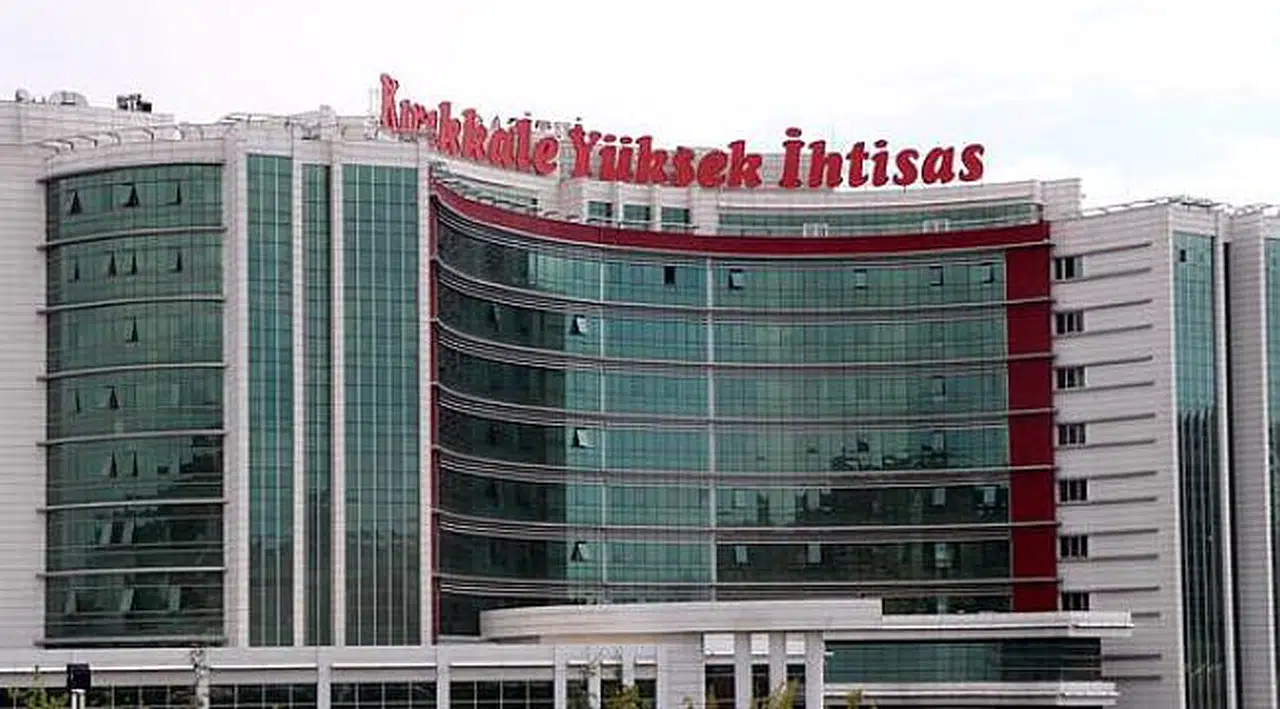 Kırıkkale Yüksek İhtisas Hastanesi'nde 21 doktora gözaltı