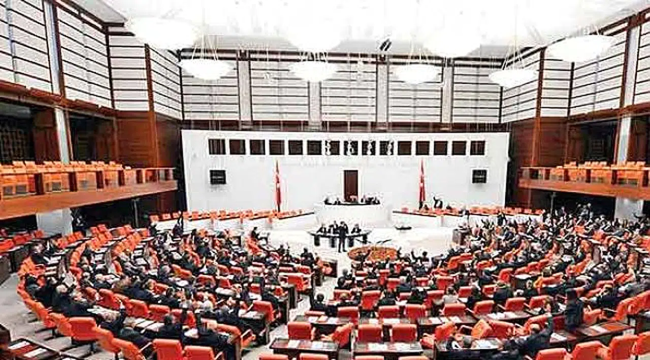 MHP teklifini TBMM'ye sundu