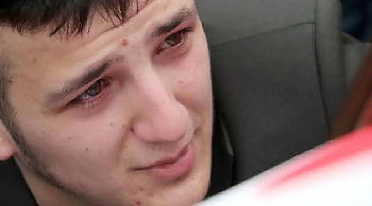 Şehit cenazesinde yürek yakan an!