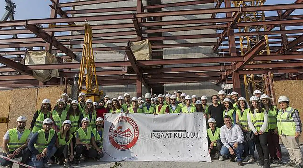 BAYRAKLI  BİVA İLE YENİDEN DOĞUYOR