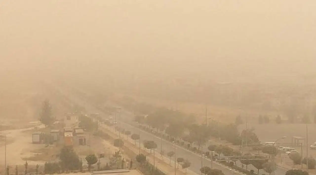Toz bulutu Gaziantep ve Şanlıurfa'da yaşamı olumsuz etkiliyor