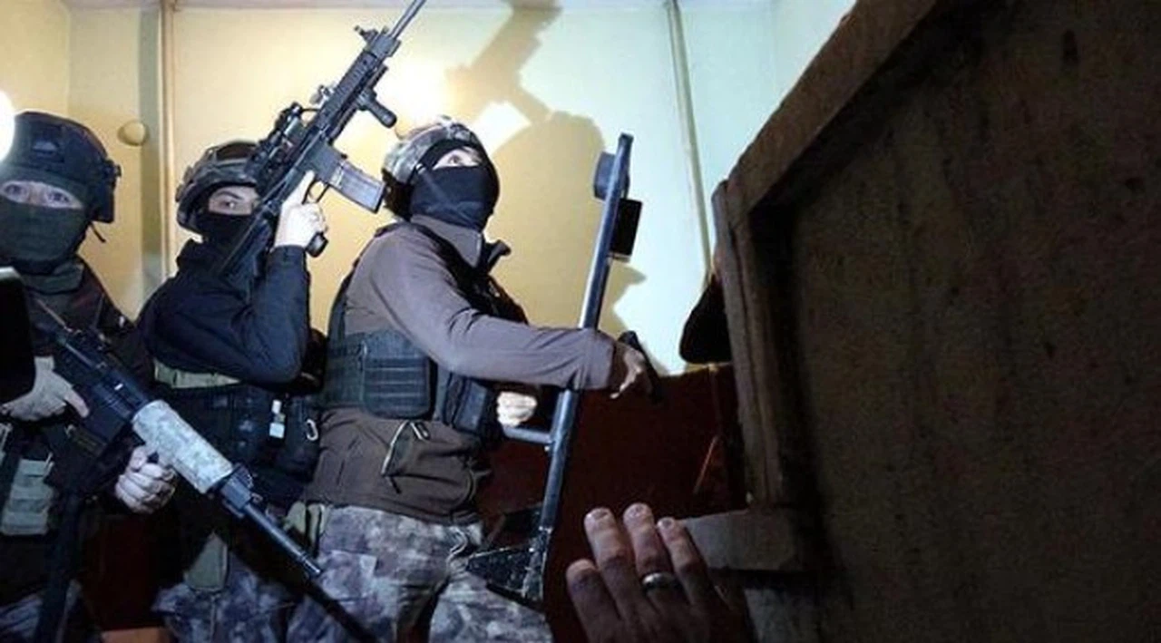 Eylem hazırlığındaki 9 PKK'lı terörist yakalandı