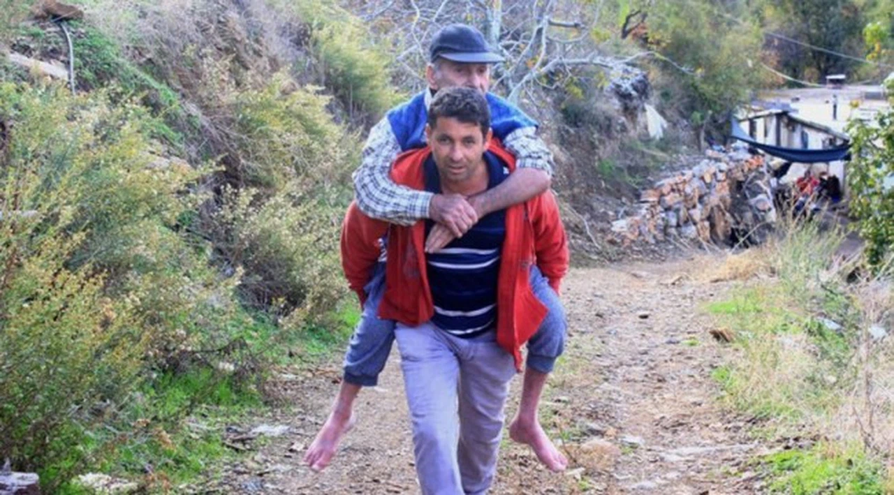 Rahmi Demiral'ın tek isteği oğlunun sırtından inmek