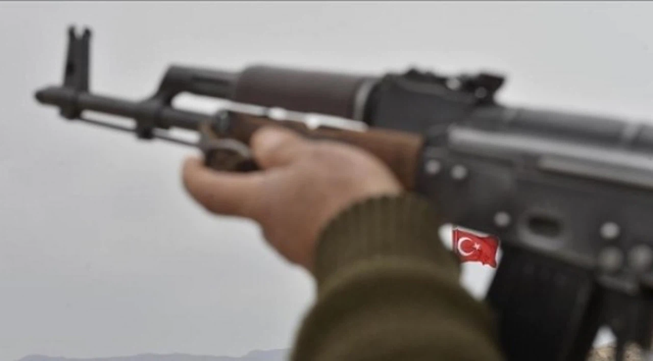 Güvenlik korucuları 'en düşük memur maaşı' almak istiyor