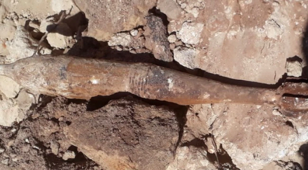 Kanalizasyon çalışması sırasında havan topu mermisi bulundu
