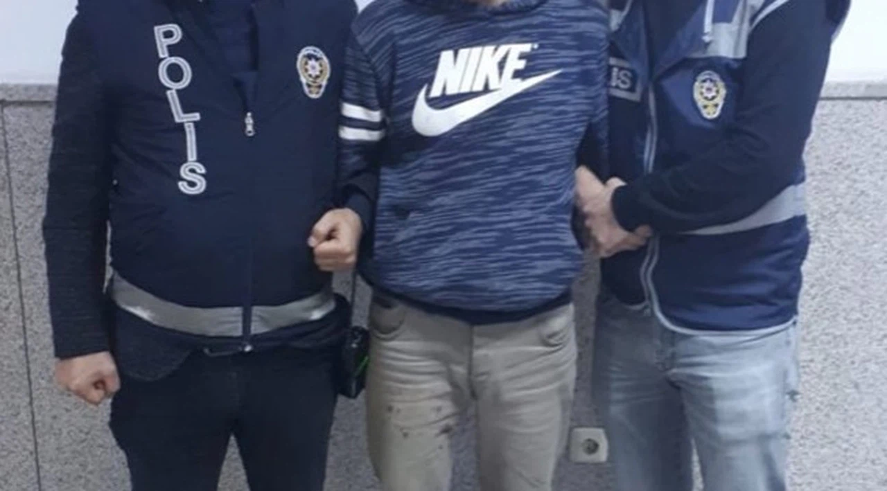 Merdivenden düştüğü söylenen çocuk darptan ölmüş