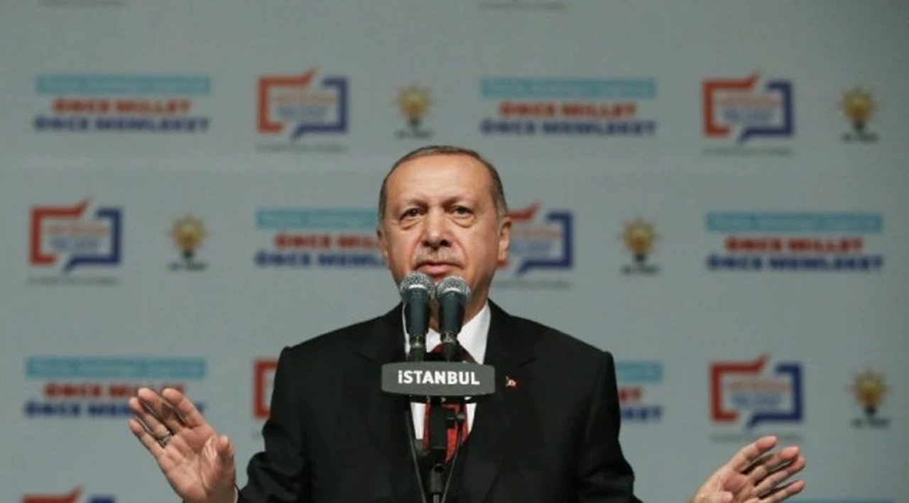 AK Parti seçim kılavuzu hazırladı