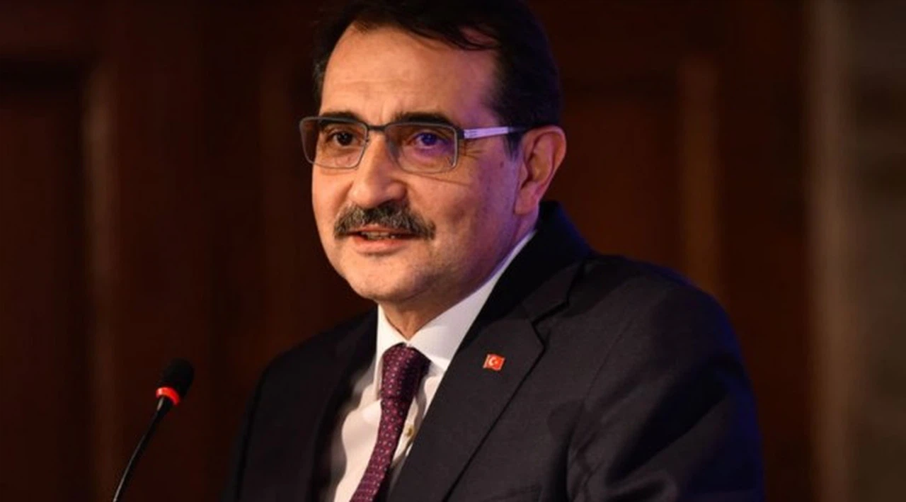 Bakan Dönmez'den okul saatleriyle ilgili çok önemli açıklama!