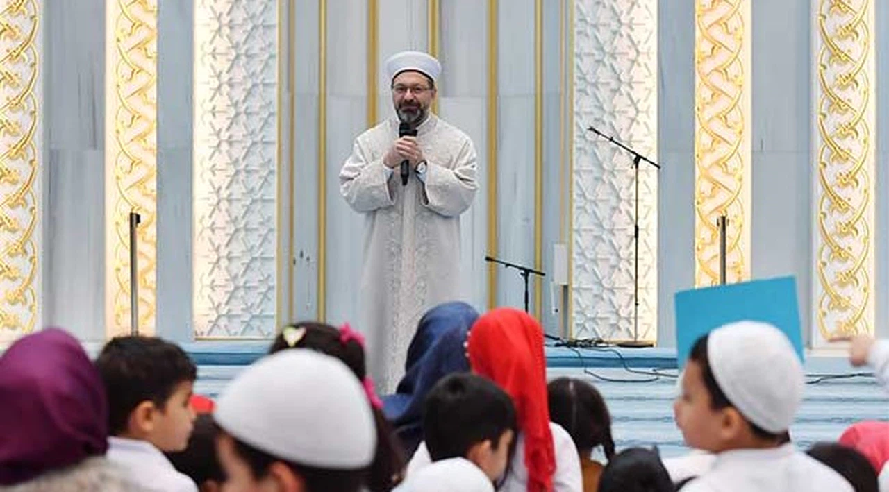 Diyanet İşleri Başkanlığı yine laik eğitimi hedef aldı: Eğitim seviyesi arttıkça dinden uzaklaşılıyor