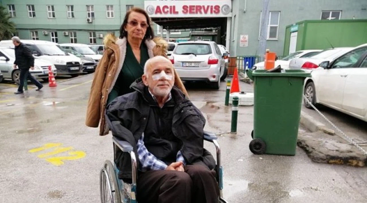 Düğmeye basmadılar diye tartıştığı yolcuları darp etti