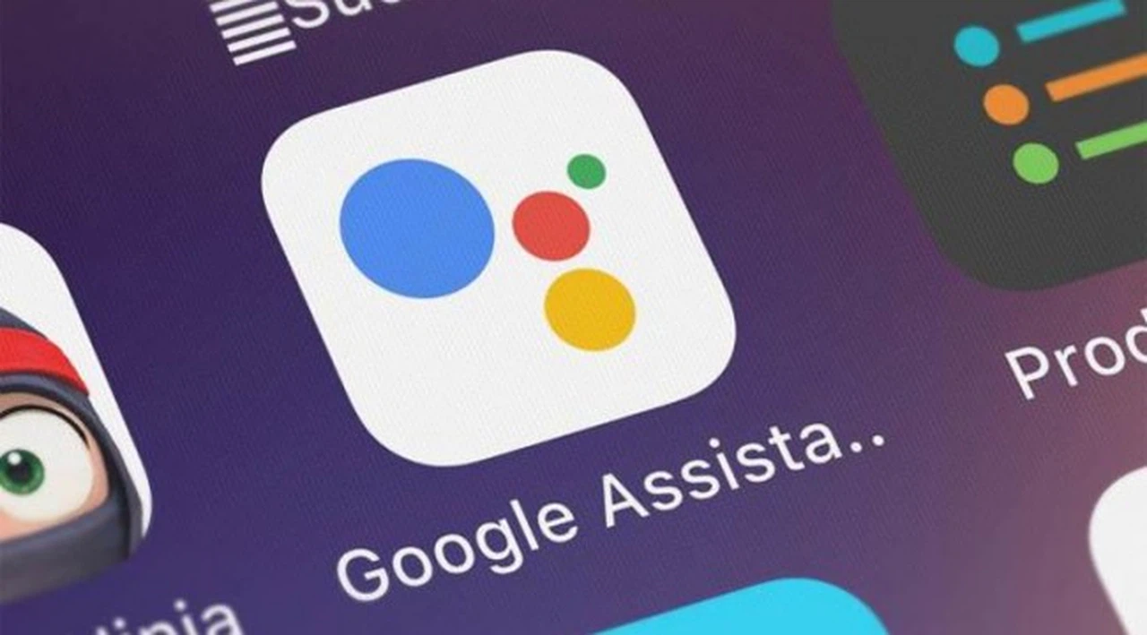 Telefonunuz kilitli olsa da Google Asistan sizinle konuşacak