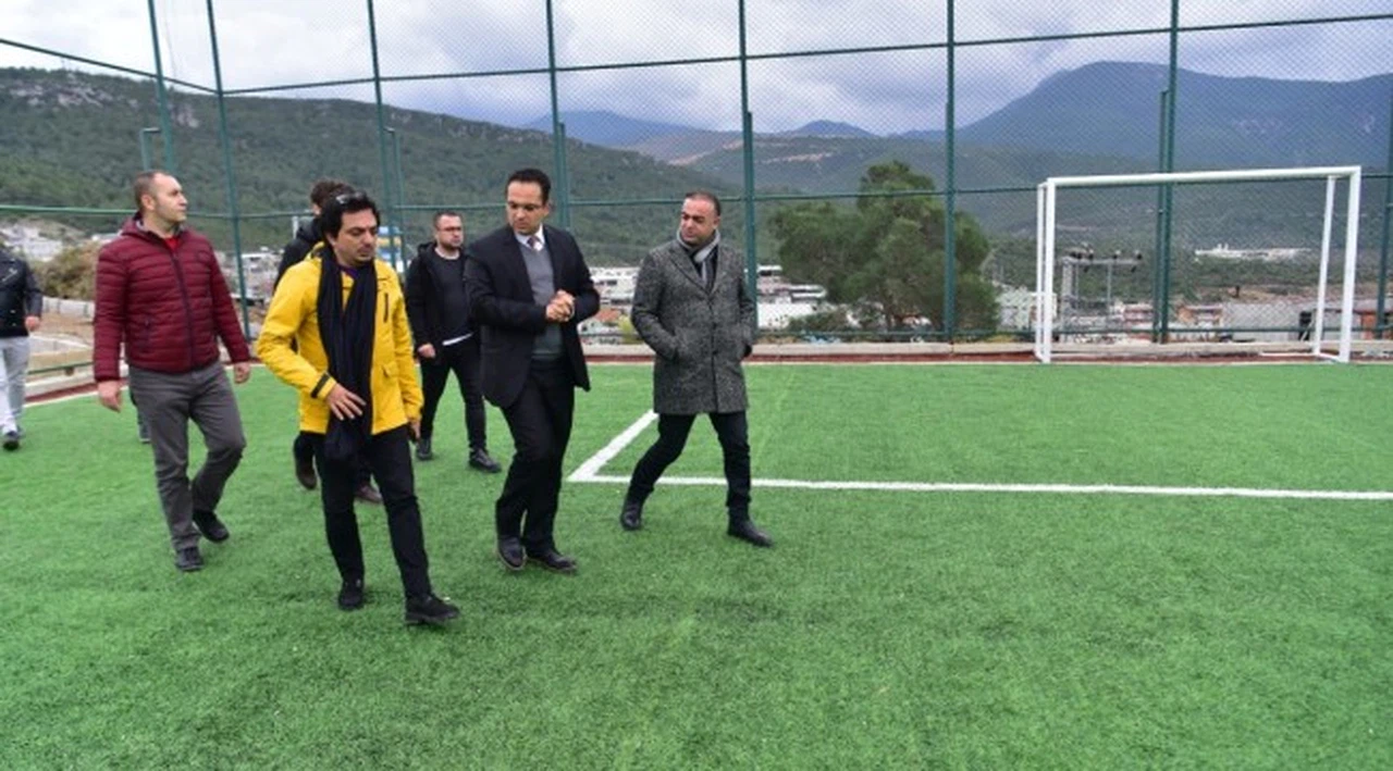 Bornova Belediyesi 3 haftada 8 yeni yatırımı hizmete açacak, 3 yeni tesisin temelini atacak
