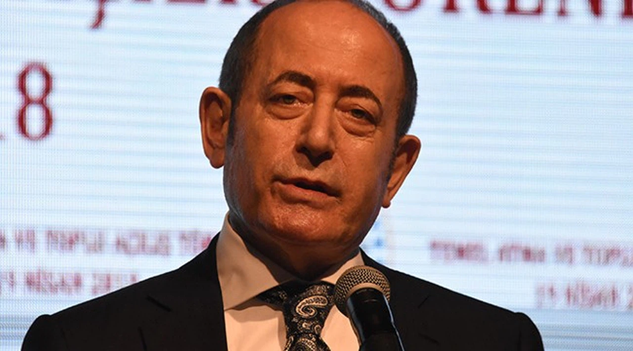 CHP Genel Sekreteri Akif Hamzaçebi istifa etti