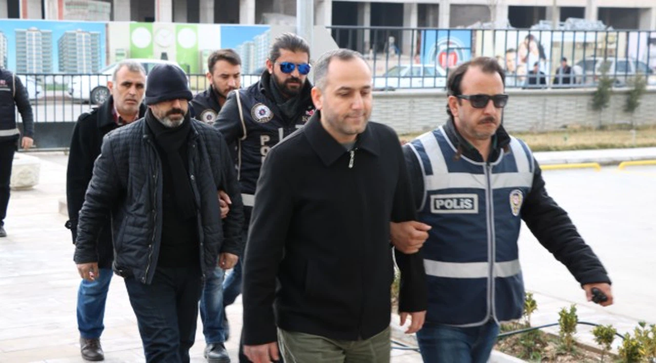 FETÖ şüphelileri Adliyeye sevk edildi
