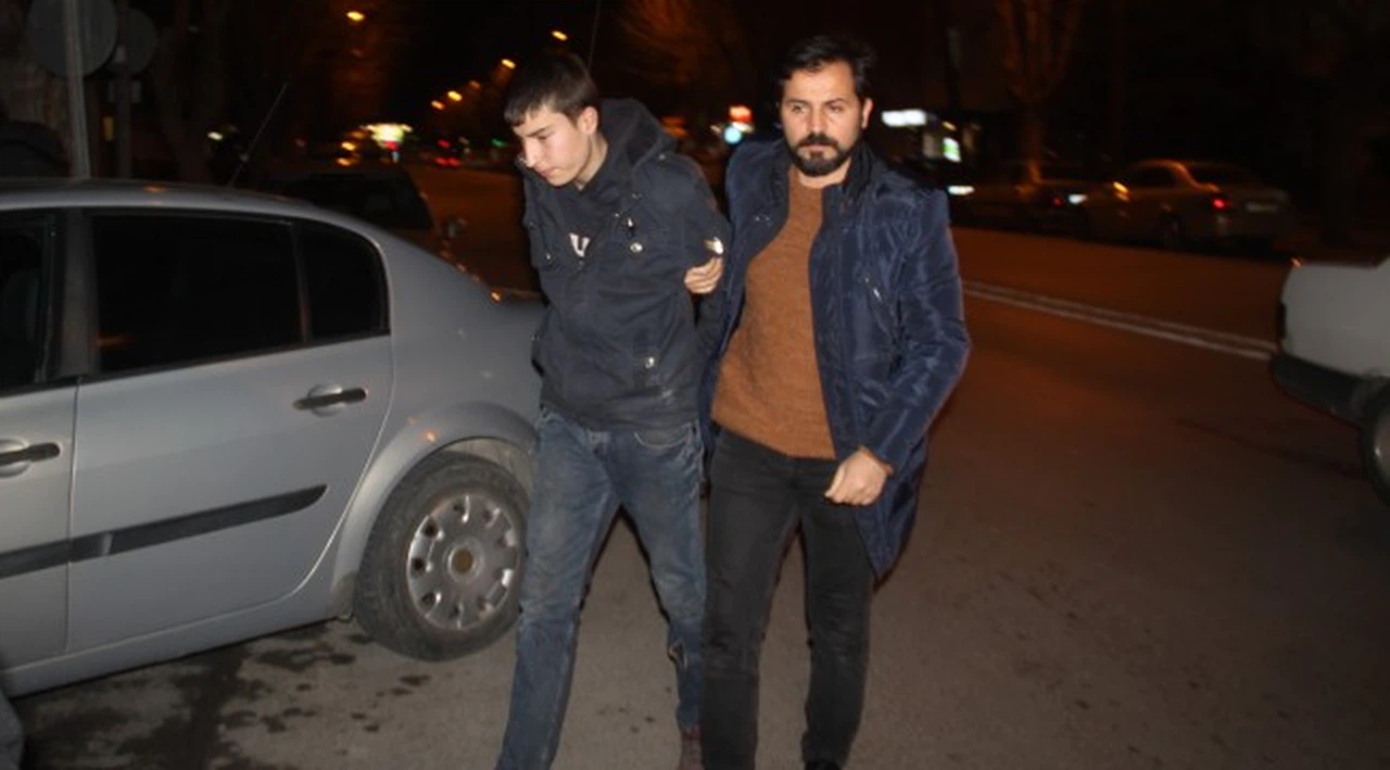 Kapıdaki ayak izinden yakalandılar