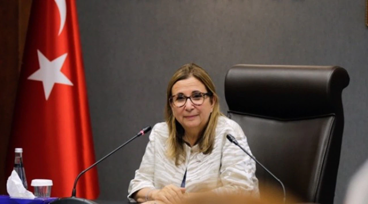 Ticaret Bakanı: Operasyonlarımızdan sonra sebze ve meyve fiyatlarında düşüşler başladı