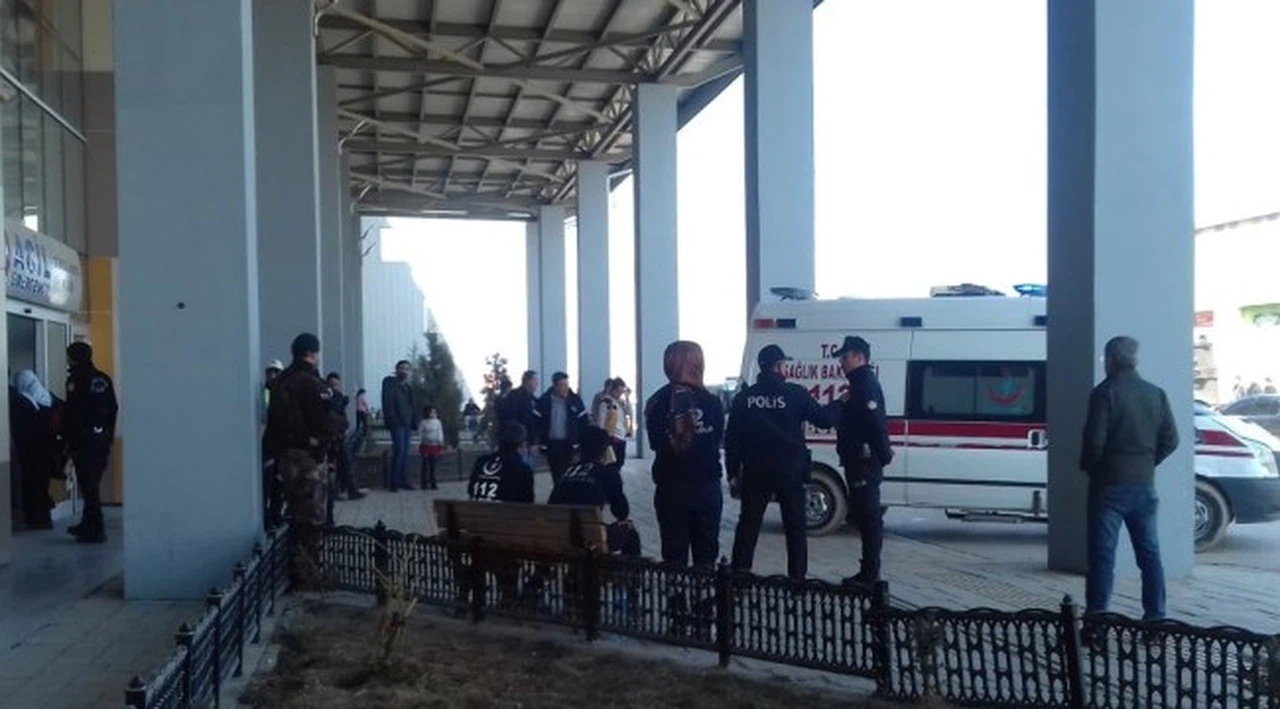 Erdoğan'ın mitingine giden polisler kaza yaptı: Çok sayıda yaralı var