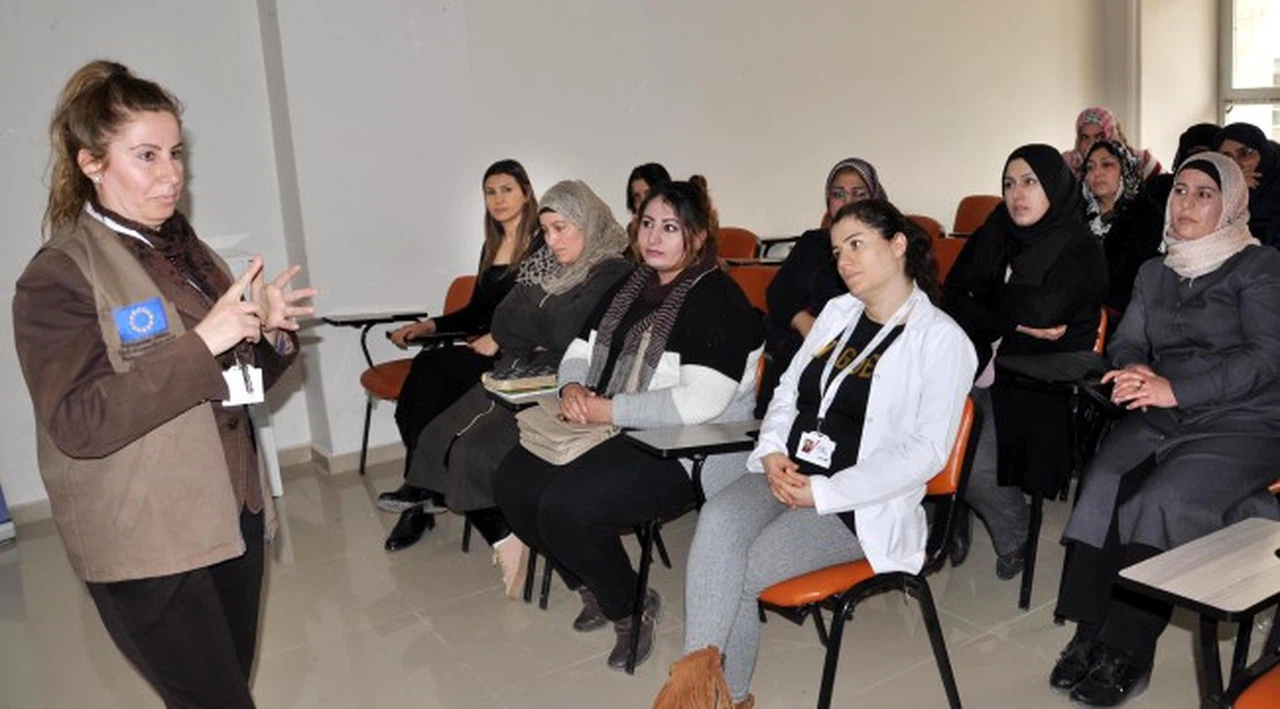 Suriyeli kadınlar çocuk yaşta evliliklere karşı bilinçleniyor
