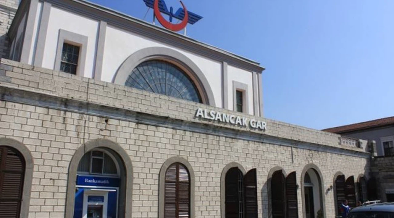 Tarihi Alsancak Garı'nda Çaka Bey Kitap Günleri hazırlıkları başladı