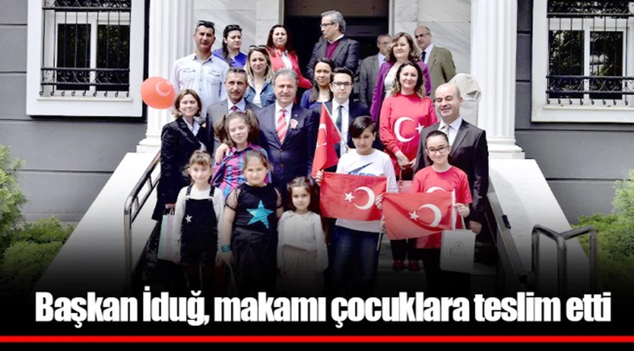 Başkan İduğ, makamı çocuklara teslim etti