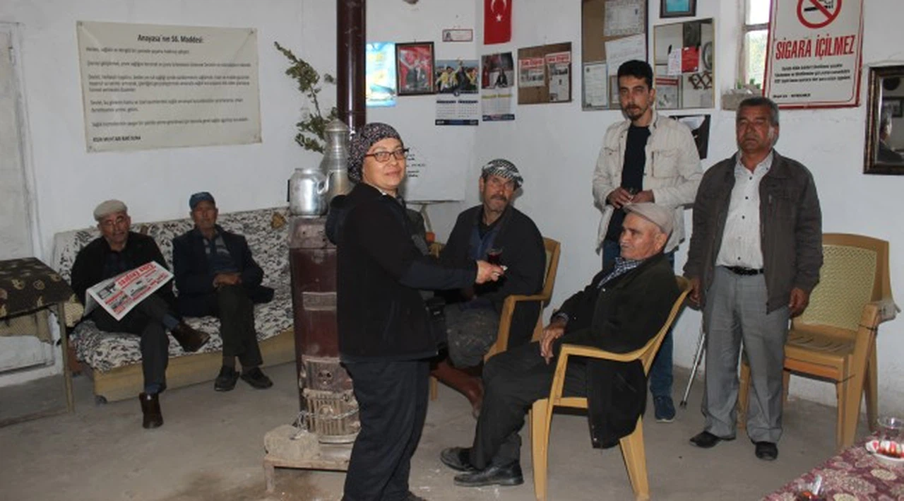 Kadın kahveciler tabuları yıktı
