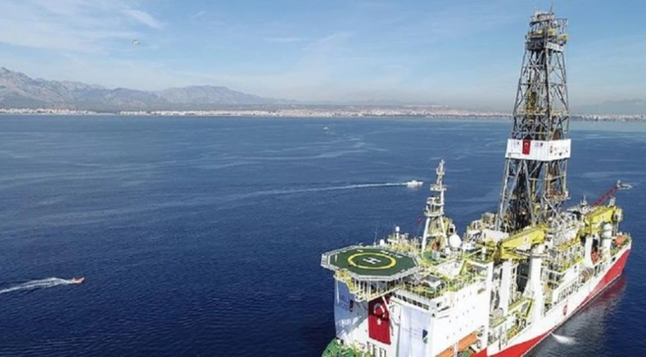 AK Parti’den Çipras’a tepki: Uluslararası kara sularda tüm haklarımızı kullanmaya devam edeceğiz