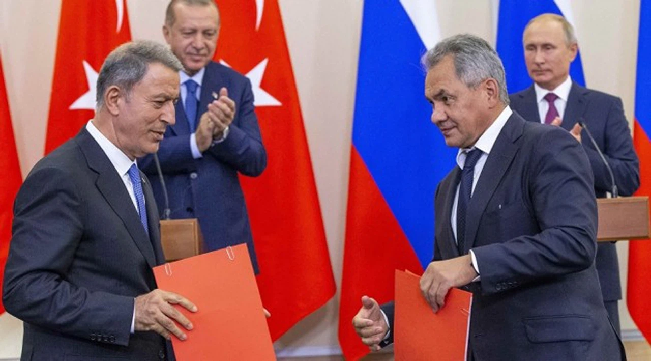 Akar, Şoygu ile telefonda görüştü: Konu İdlib'deki son gelişmeler