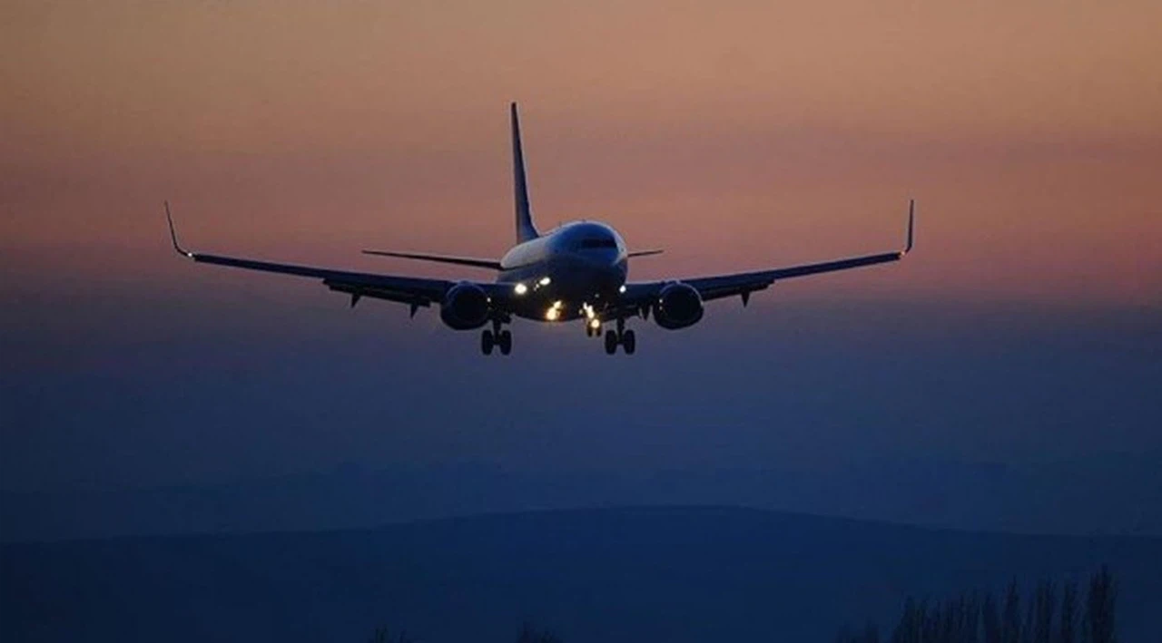 Avustralyalı pilot 40 dakika boyunca baygın halde uçtu